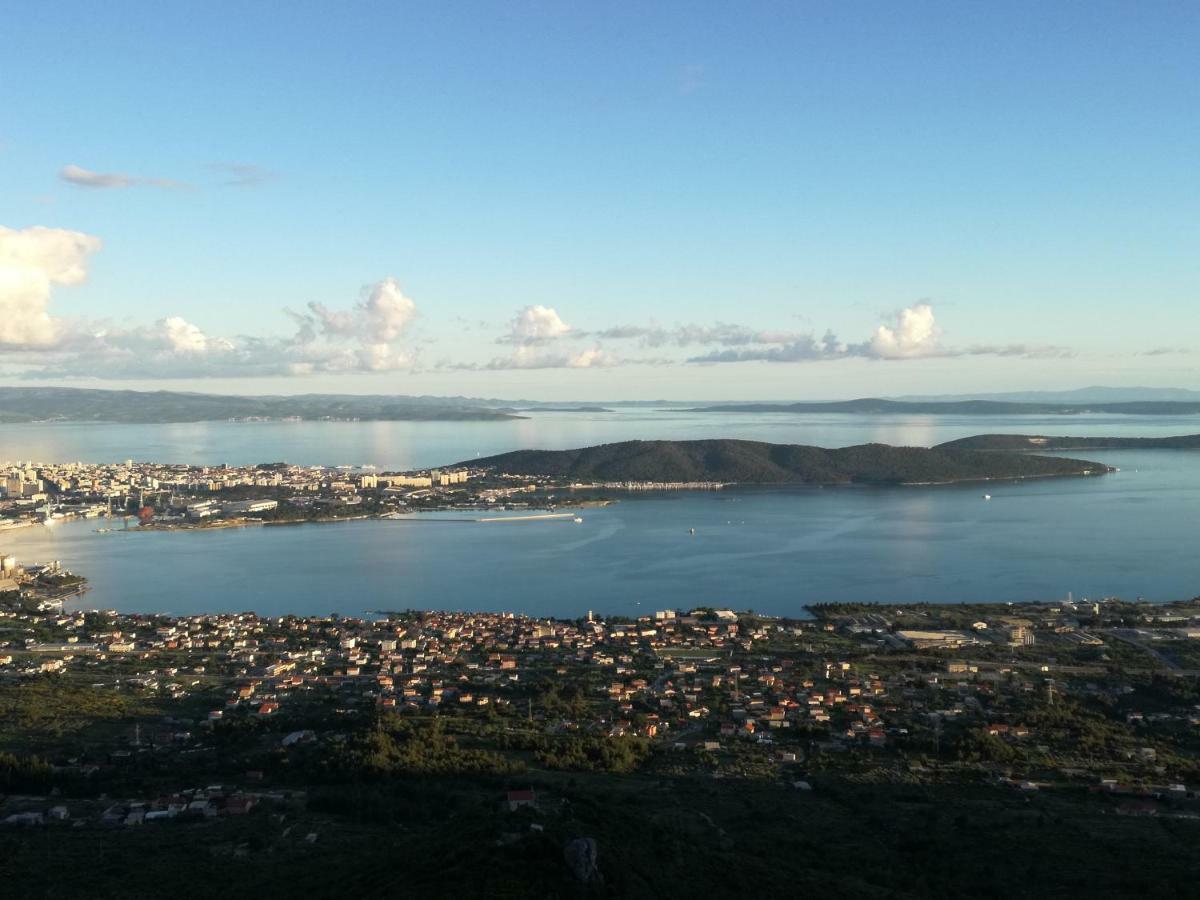 Lana I Natali Apartment Kastela Exterior photo